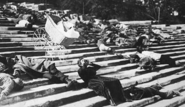 La corazzata Potëmkin compie 100 anni: storia di un film molto più importante (e meno lungo) della caricatura che ne fece Fantozzi