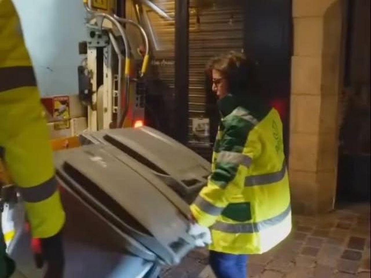 Tra i netturbini, sui camion: Rachida Dati si ispira a Mamdani nella corsa a sindaco di Parigi. E irrita la sinistra