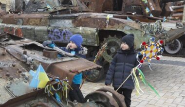 Ucraina - Russia, le notizie sul conflitto in diretta | Zelensky ha parlato con Witkoff e Kushner: «Ottimo colloquio, lavoriamo 24 ore su 24». Trattativa in corso su Zaporizhzhia per gestione congiunta Russia-Usa