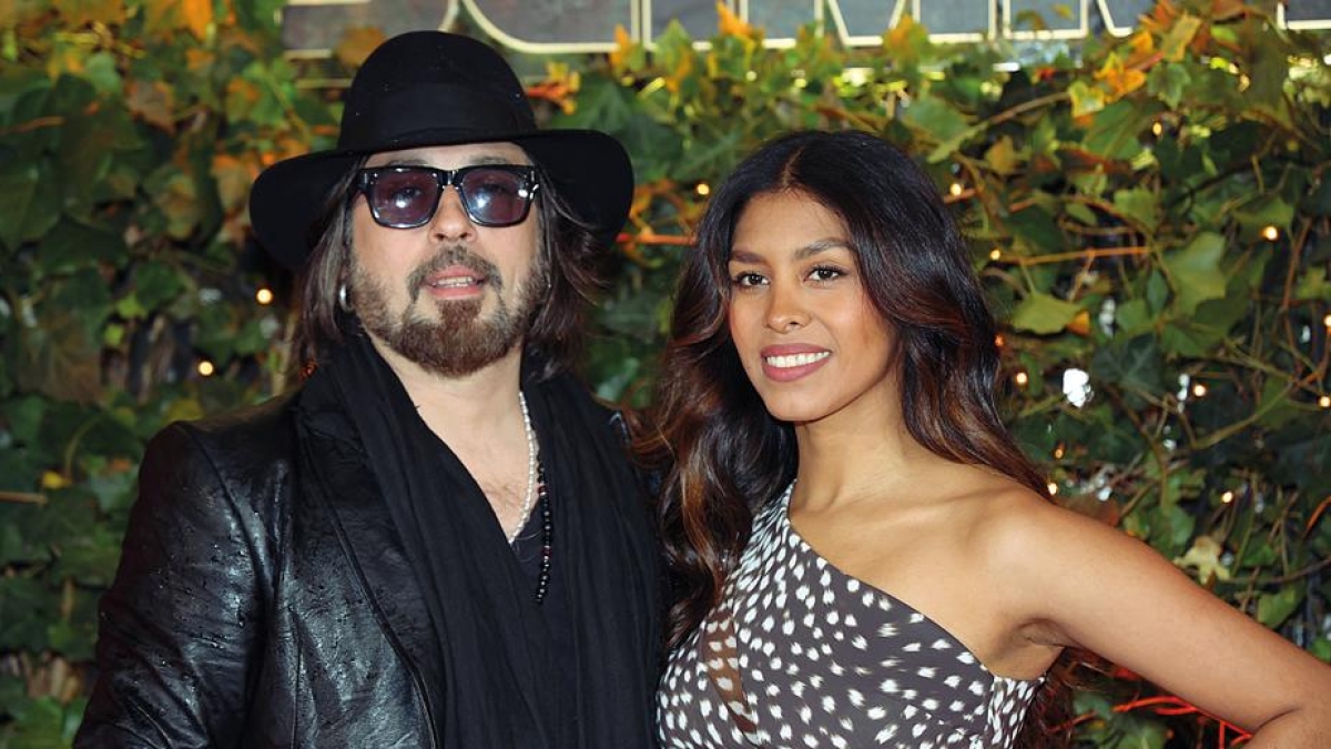 Francesco Sarcina: «Giulia mi ha insegnato l’amore. La mia ex Clizia Incorvaia? Sbaglia, non si mettono i figli sui social. Scamarcio? Non rimpiango la nostra amicizia»