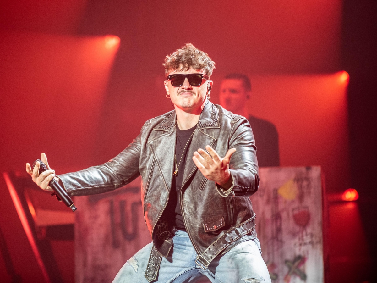 Le pagelle dei personaggi nella musica: Olly va dritto per la sua strada (voto 8), Coma Cose, che fine rovinosa per i cuoricini (voto 5)