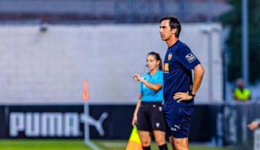 Morto allenatore Valencia femminile con tre figli: naufragio in indonesia