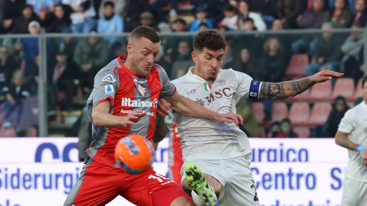 Serie A, si tornerà al pallone bianco o giallo. Ecco perché