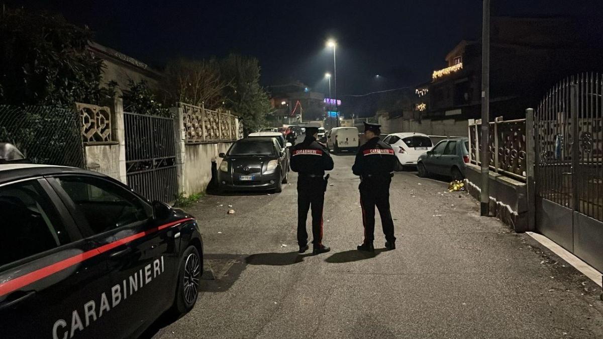 Roma, ucciso dallo scoppio di un petardo: 63enne perde la mano e muore dissanguato