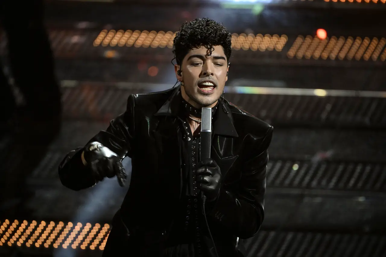 76930D7C578E565B3361A784DF68EFCF-94723536_P2E