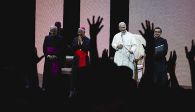 È bello essere prete. È bello sentirne parlare. Grazie Santo Padre