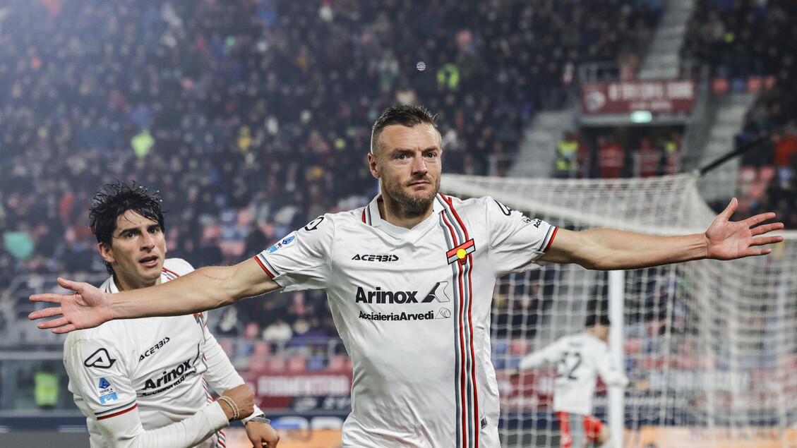 La Cremonese di Vardy ferma la corsa del Bologna al terzo posto CRONACA e FOTO - Calcio