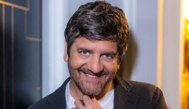 «A 8 anni i miei genitori mi dimenticarono a Genova, forse faccio il comico per colmare»