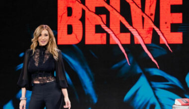 «Mai stata l'amante di Berlusconi. Mio padre non voleva riconoscermi. Da giovane avevo una passione per un cantante»