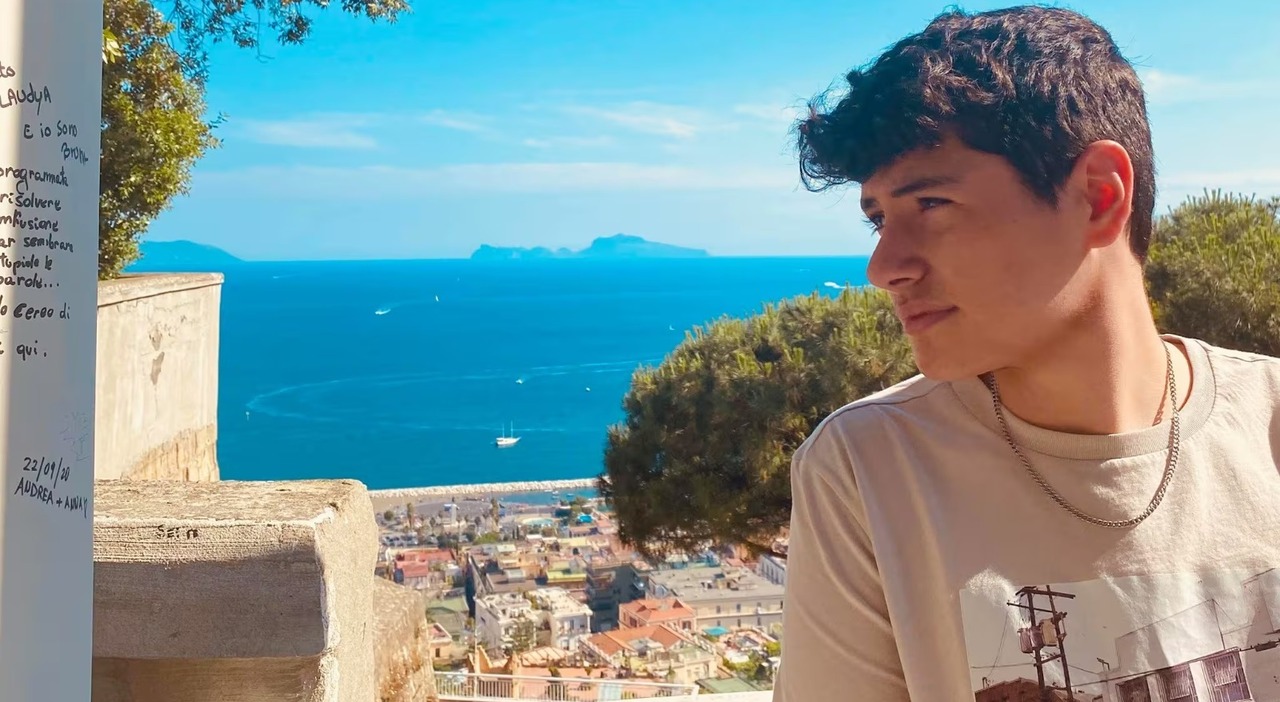 Napoli, 15enne morto dopo aver mangiato sushi. La mamma: «Ho sentito solo menzogne»