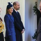 Kate e Camilla, il look identico