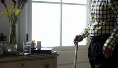 Anziani violentati ripetutamente nella casa di riposo: arrestato un operatore sanitario