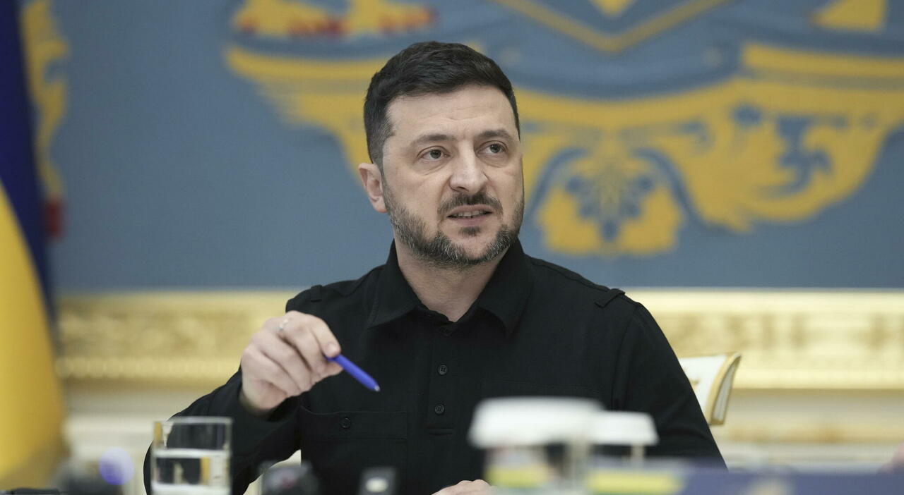 «Ancora nessun accordo con Russia e Usa sul Donbass». Oggi a Londra vertice con Starmer, Macron e Merz