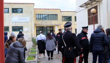 Castellammare, abusi su alunni minorenni: professoressa rinviata a giudizio