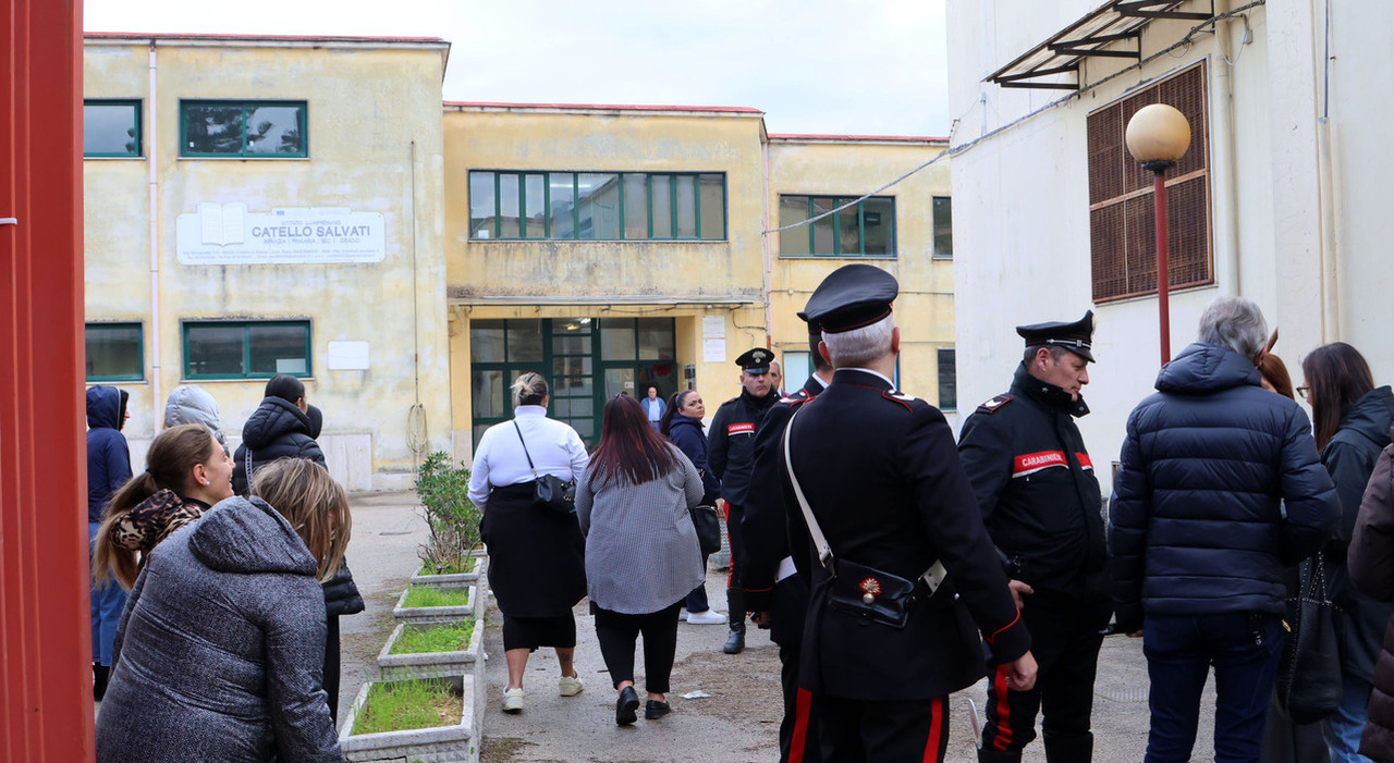 Castellammare, abusi su alunni minorenni: professoressa rinviata a giudizio