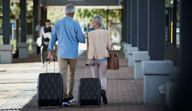 Pensionati all'estero, quali i paradisi fiscali? Addio Portogallo, boom Spagna e Romania. La Grecia non decolla