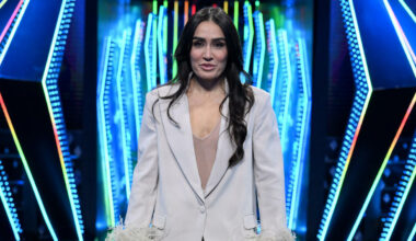 Manola Moslehi, chi è la cantante di origini iraniane. Sanremo, Amici, l'esperienza in radio, il coming out e la cicatrice sul ventre