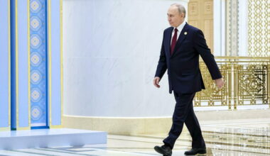 «Negoziati concreti o prenderemo territori con la forza». Gas russo, via libera del Parlamento euroeo allo stop all'import