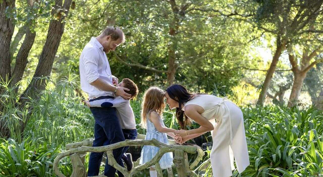 l'ultima mossa a sorpresa dei Sussex e gli auguri di Natale