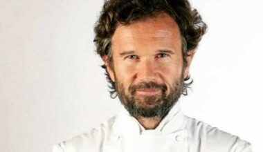 Carlo Cracco sbarca a Roma e apre il suo primo ristorante a due passi da Montecitorio: ecco dove e quando.