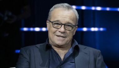 Claudio Amendola in lacrime a Verissimo ricordando Antonello Fassari: «Ho perso un amico, abbiamo riso fino all'ultimo» - Il Messaggero