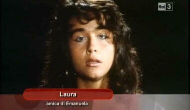 scontri durante la Manifestazione &ldquo;Aska non si chiude&rdquo; in seguito allo sgombero del centro sociale Askatasuna di Torino, Italia - 20 Dicembre 2025 - Cronaca - (Foto Matteo Secci/LaPresse) Clashes during the Demonstration "Aska is not closing"...