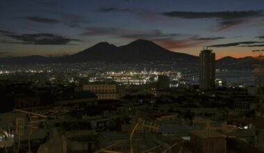 Dall’alba fino a notte: Napoli, che compleanno