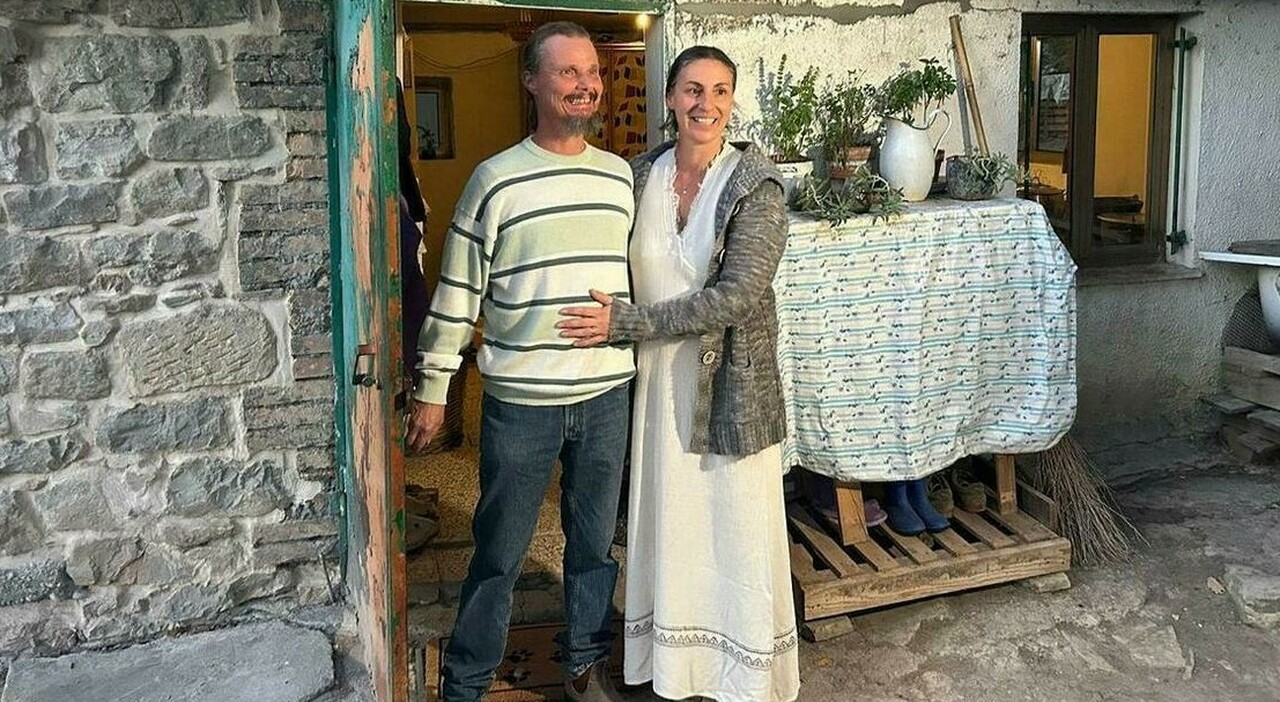 Famiglia nel bosco, i giudici: &laquo;Verificare lo stato psichico dei genitori&raquo;