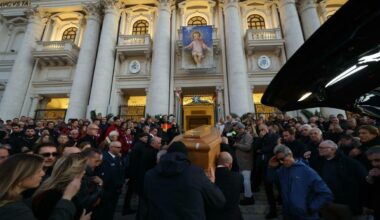 Funerali di Davide Tizzano a Napoli, l'ultimo saluto nella Basilica di Capodimonte