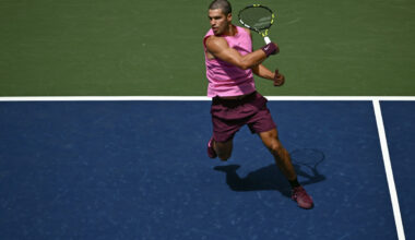 Alcaraz torna in campo per la prima esibizione della sua off-season, ma a vincere in America è Tiafoe