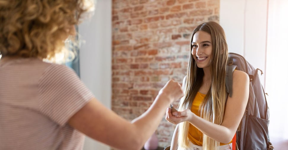 ok ai limiti comunali sugli affitti brevi turistici