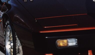 Acquistano un container da 125 euro, la sorpresa: dentro c’è un'auto da quasi un milione