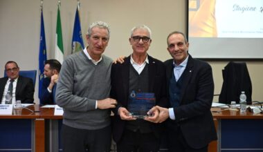 Billy Gurnari premiato allenatore emerito