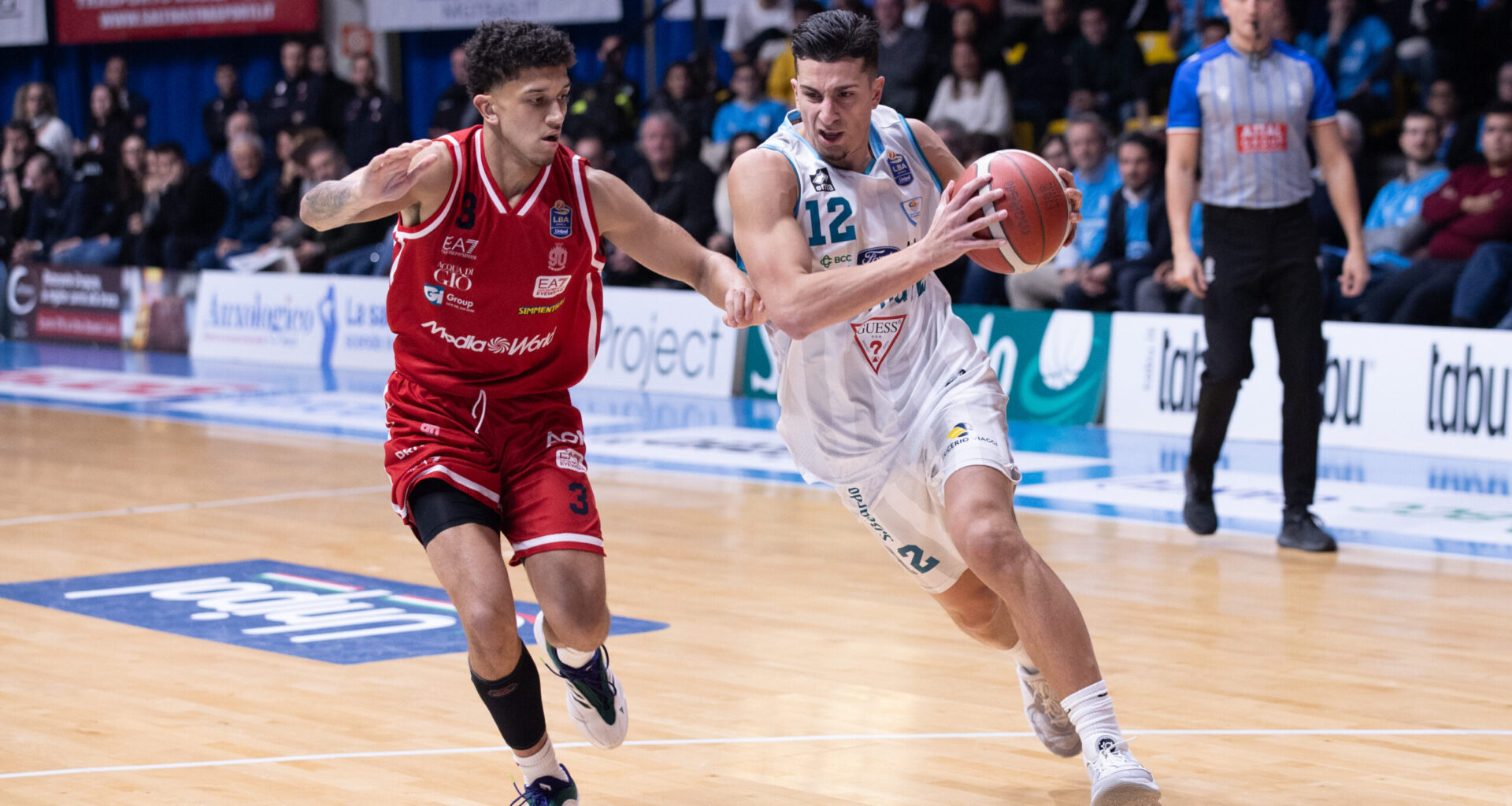 LBA: La Virtus Bologna supera Brescia e la raggiunge in vetta alla classifica. Milano fa suo il derby con Cantù