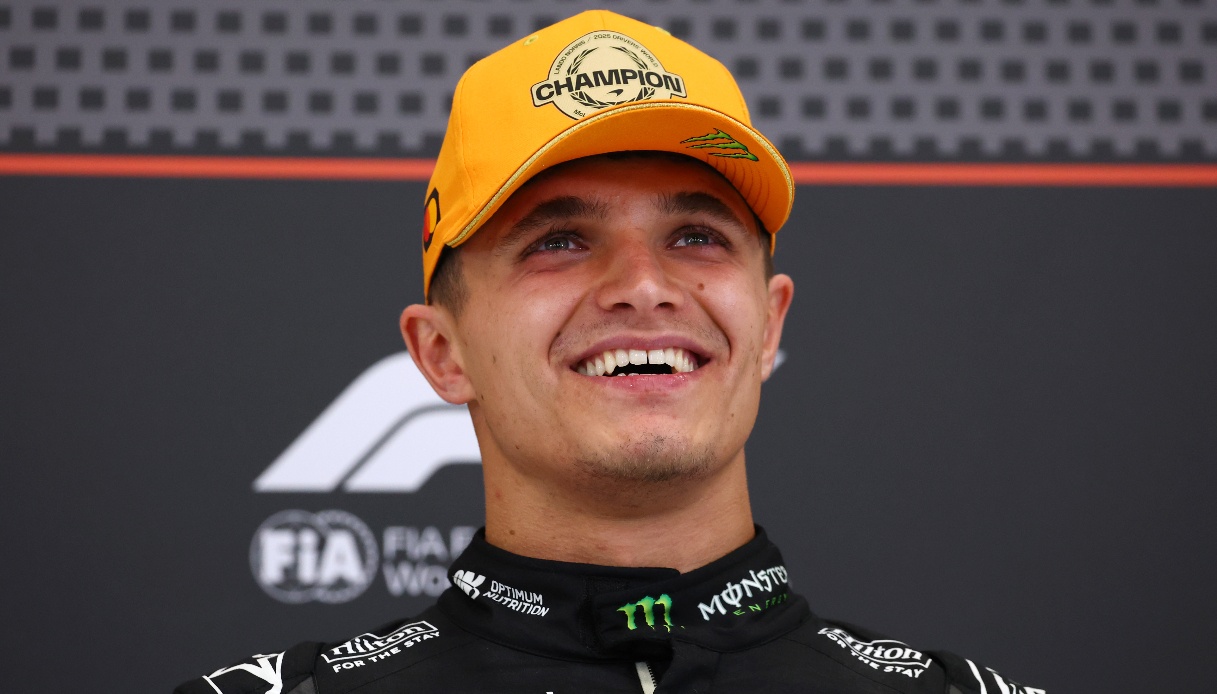 Lando Norris e la sua collezione di auto da sogno, tra supercar e icone d’epoca