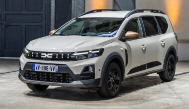 È stato il veicolo del segmento C più venduto in Francia, ora è ordinabile in Italia