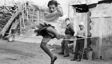 Volti del Neorealismo, paesaggi e contrasti nella fotografia di Elio Ciol