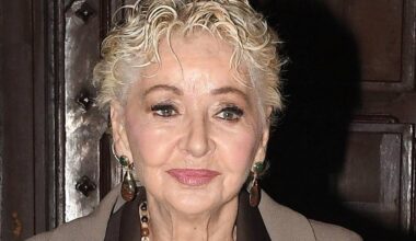 "Il tumore? Renato Zero mi sta vicino". Le "scuse" più difficili