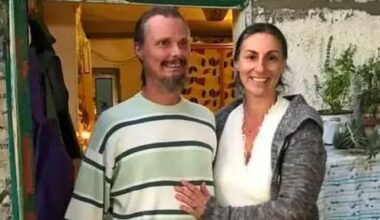 Famiglia nel bosco, “rigidi e contrari a collaborare”: il Tribunale dispone la perizia psichiatrica per i genitori. Perché i bimbi restano in comunità