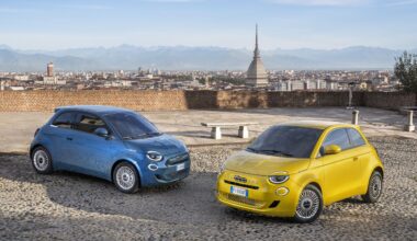 Nuova Fiat 500 Hybrid, Torino riaccende la sua icona più pop