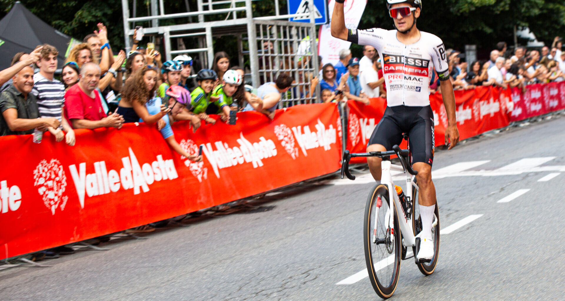 Filippo Agostinacchio in evidenza nella coppa del mondo di ciclocross: è ottavo