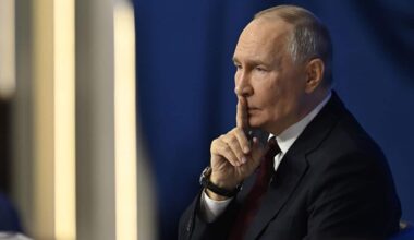 Perché Putin sceglie Macron per il dialogo sulla guerra in Ucraina - Sky TG24