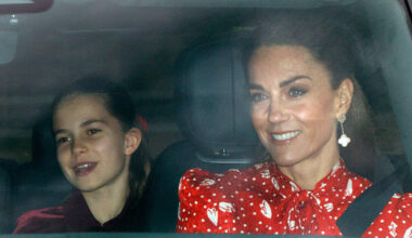 Perfetta acconciatura mamma/figlia per il pranzo di Natale: si copia a Kate e Charlotte - Amica.it