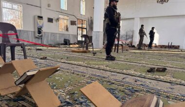 Siria, esplosione in una moschea a Homs: 8 morti. Damasco: 'Vile atto criminale'