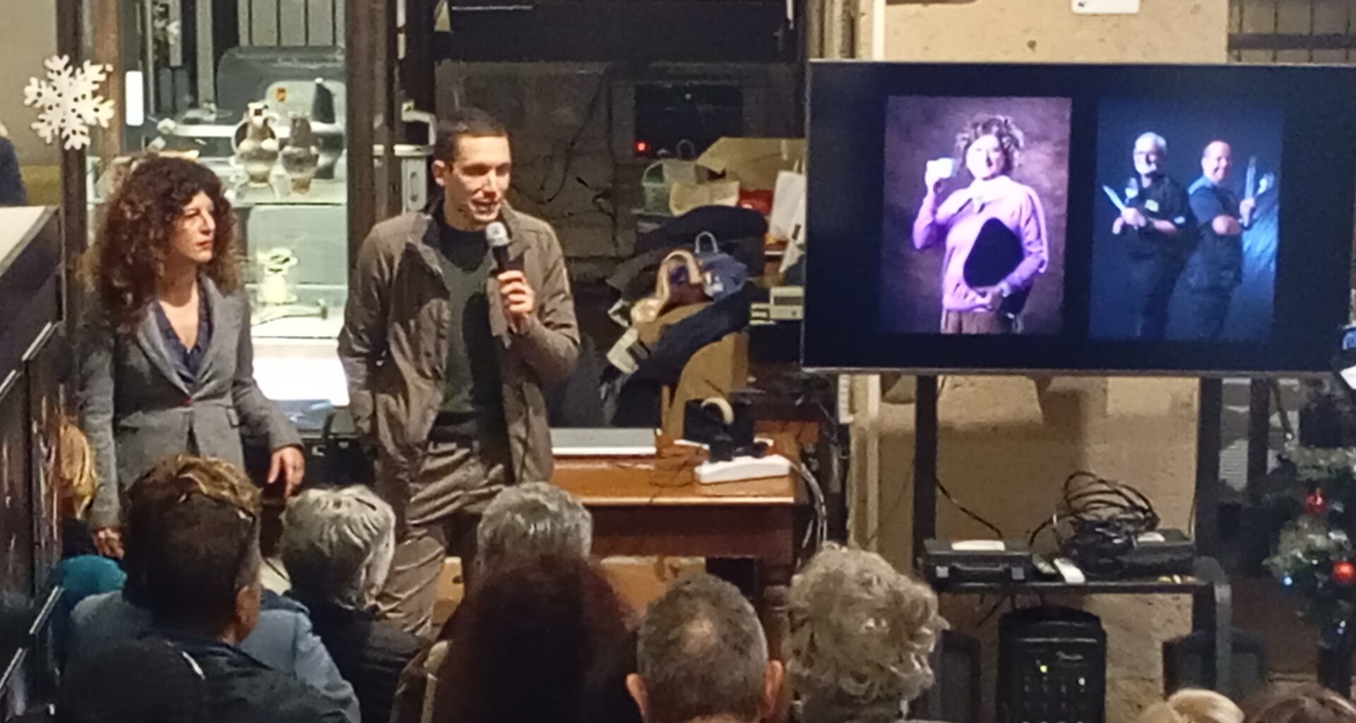 Inaugurazione col bòtto per la mostra fotografica “Riesi • Elbapress