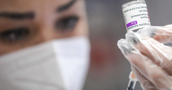 La pietra tombale sulla bufala delle “morti improvvise da vaccino", il vero vaccino che ci serve è l’alfabetizzazione scientifica