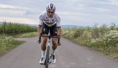 Jason Osborne, campione del mondo del ciclismo virtuale: "Nel ciclismo ci sono troppe limitazioni, qui ho ritrovato la soddisfazione che avevo perso correndo su strada"