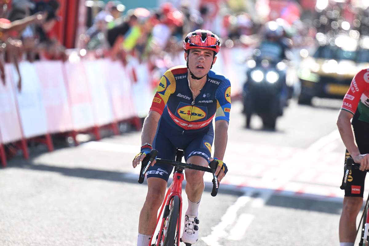 Movistar, Juan Pedro Lopez: "Vorrei partecipare al Giro 2026. Pogacar? Quando corre, l'80% del gruppo sa che vincerà lui"