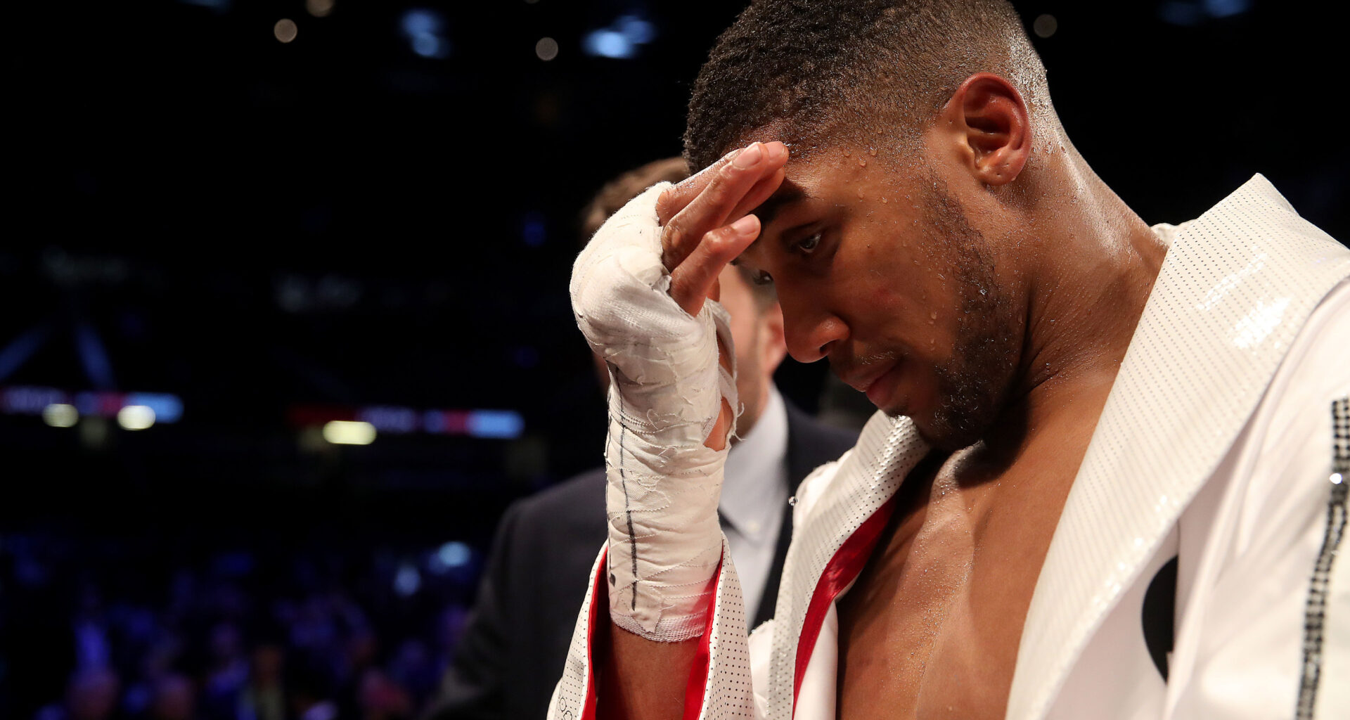 Incidente per Anthony Joshua in Nigeria: morte due persone, il pugile ritrovato in stato confusionale