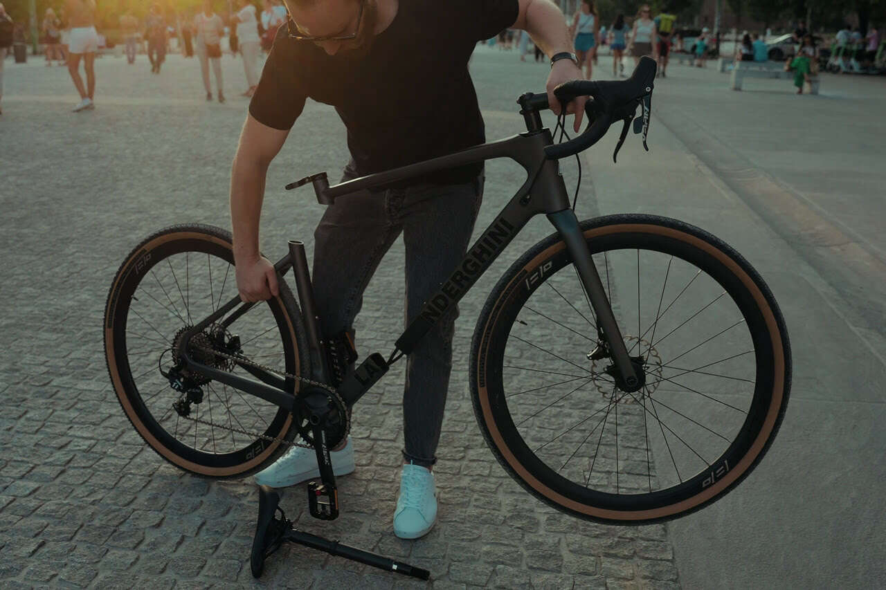 Landerghini Bikes la prima pieghevole full size brevettata inventata da Antonio Landerghini